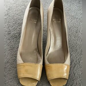 Stuart Weitzman Women's Cream and Tan Peep Toe Heels